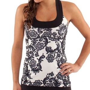 Lululemon Black Polar Cream Laceoflage Scoop Neck Tank Top Sz 4  wide straps